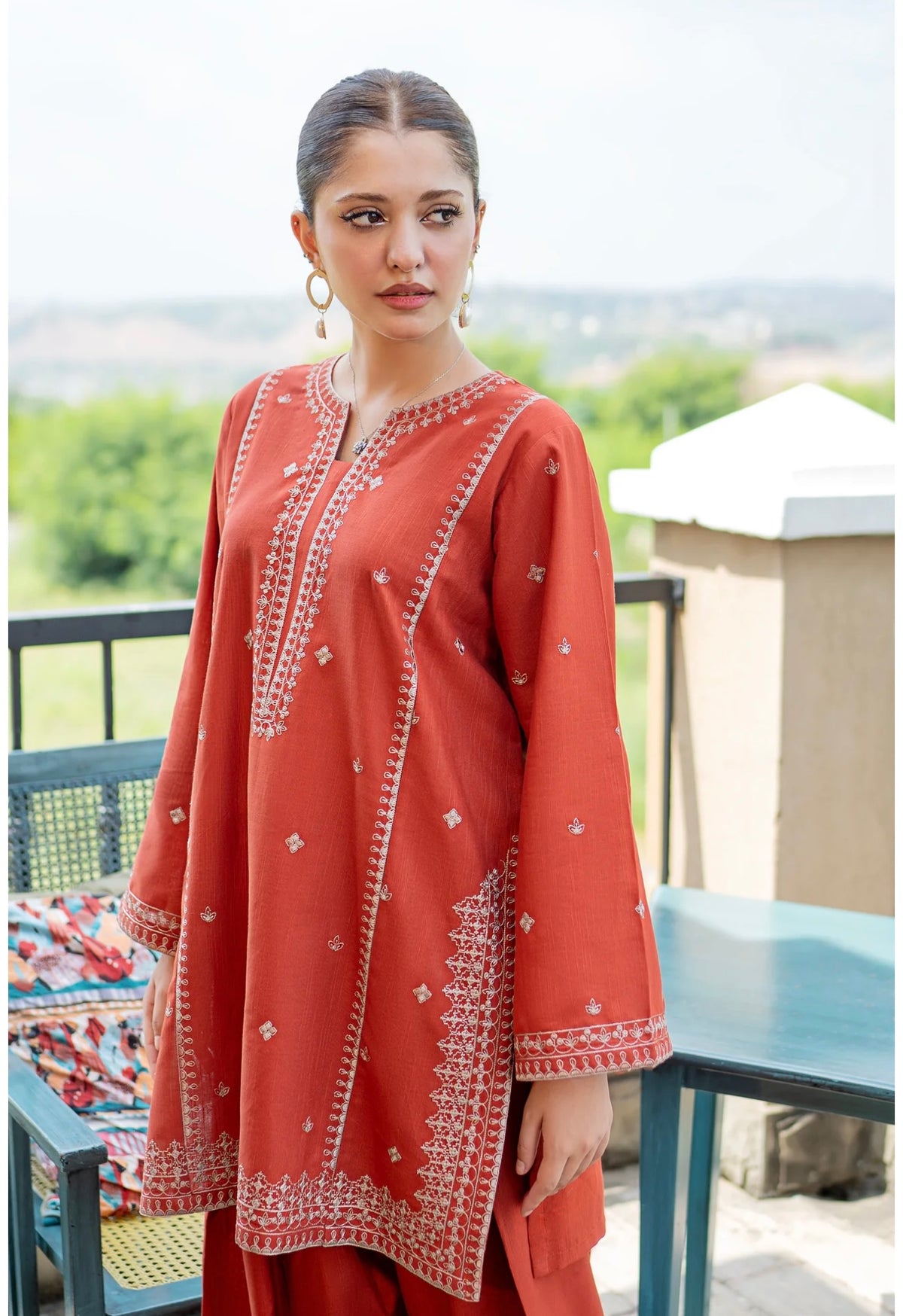 Mehreen 2PC