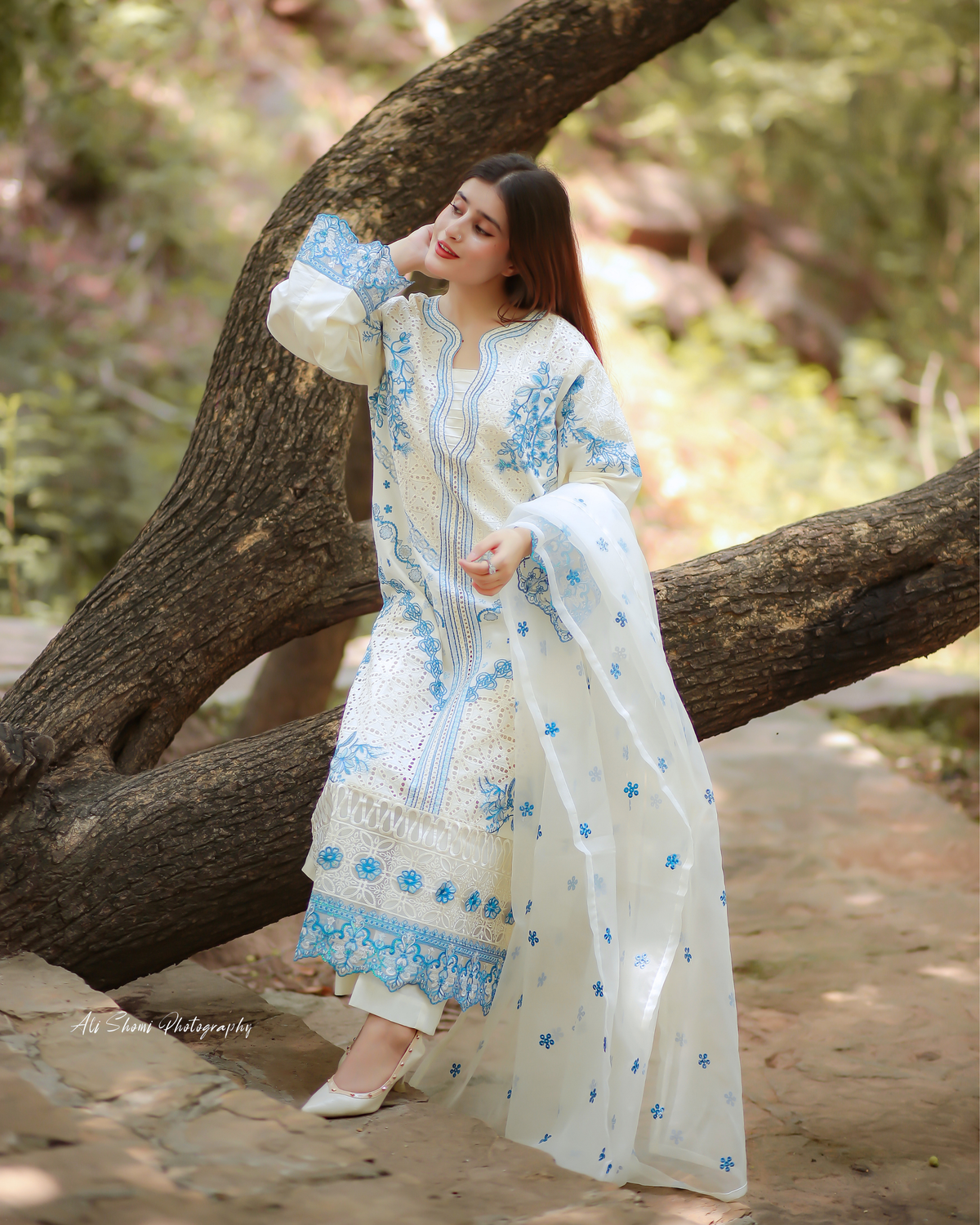 Nayaab 3PC
