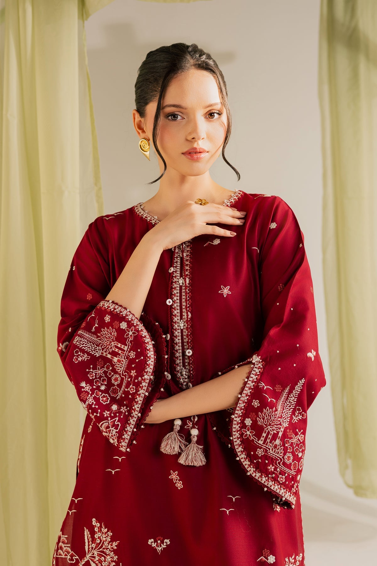 Zeeniya 2PC